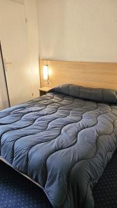 Hotels Mister Bed Lomme : photos des chambres
