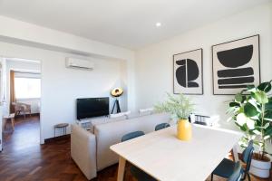 Green Wine Affair by Mishas Place 6B