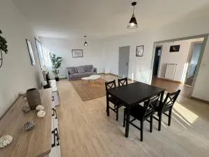 120m T4 terrasse et parking - Stade-Eurexpo-Lyon - 德希内斯·尚皮埃