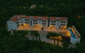 Green Bay Apartments Morinj