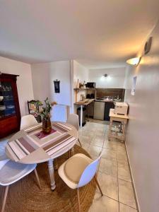 Appartements Belle demeure au coeur des Menafauries : photos des chambres