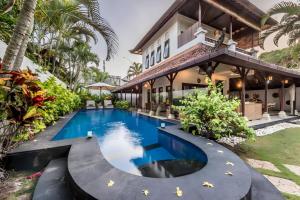 Villa Panda Seminyak next to KU DE TA Beach Club