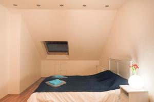 3 bedroom house with 2 bathrooms in Dusseldorf - Haus mit 3 Schlafzimmer 2 Badezimmer in Düsseldorf