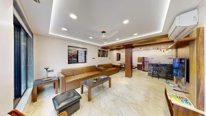 Al Barakah 5 BHK Private Swimming Pool Villa