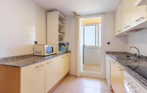 2 Bedroom Cozy Apartment In San Javier