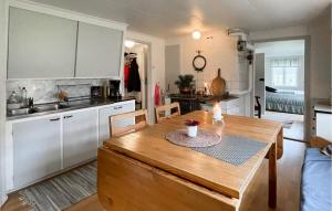 3 Bedroom Gorgeous Home In Överlida