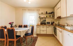 Holiday Home Galizana 3