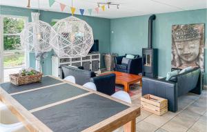 Cozy Home In Makkum With Kitchen