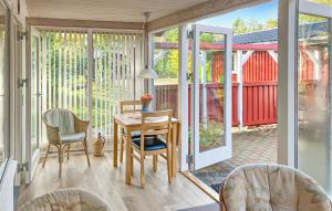 Beautiful Home In Nørre Nebel With Wifi