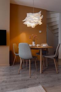 Ruim 2 slaapkamer appartement met xl dakterras