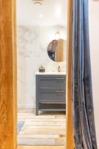 Appartements Au Pied du Chateau, Gite Le Grand Fux : photos des chambres