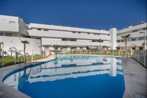 Dunas Candor free parking by Staycare