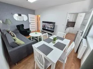 Apartmán U Zámku - Self Check in - Airport OSR Mosnov - Fulnek