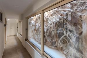 Ocean View Studios and Luxury Rooms