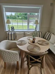 Three bedroom cosy quiet luxury in the Burren Wild Atlantic Way - Turlough