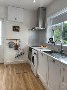 Three bedroom cosy quiet luxury in the Burren Wild Atlantic Way