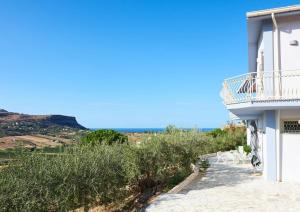 Villa Le Terrazze Blu by Sicily Travelling Villas