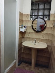 Sejours chez l'habitant Chambre 2 en Pavillon BONNEUIL SUR MARNE : photos des chambres