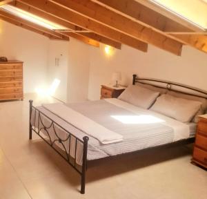 Kouros Villa and Apartment