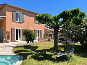 Maisons de vacances Confortable Villa with pool 4BR 6-8 people : photos des chambres