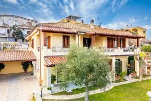 Laura Home Holiday - Loceri