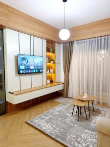 Sky House BSD 3 BR Apartment Next to AEON Mall BSD With City View