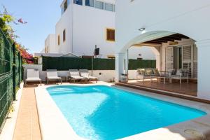 Villa Luna Ibiza Centre 8 Pax
