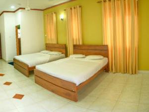 Lake House Rest - Kataragama