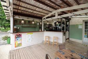 Campings Chalet 4 etoiles - Piscine - ccafdif : photos des chambres
