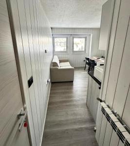 Casa delle graffette by Casa e Lode