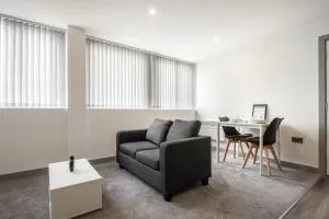 Convenient 1 Bed Apartment in Yeadon - Yeadon