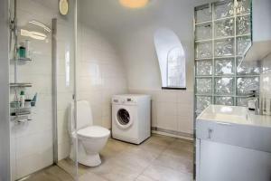 Spacious 5 bedroom house in Stockholm