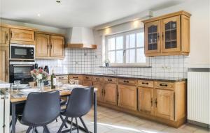 Cozy Home In Lo-Reninge With Wifi