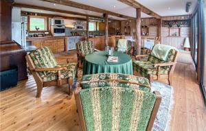 Nice Home In Grimmared With Wifi