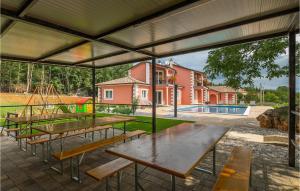 Villa Rose Mocitada