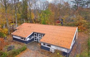 Beautiful Home In Glesborg With Wifi