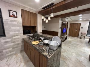 Al Barakah 5 BHK Private Swimming Pool Villa