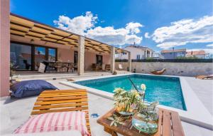 Villa Skyfall