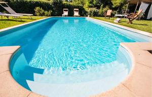 3 Bedroom Beautiful Home In Camaiore