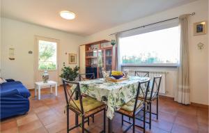 4 Bedroom Cozy Home In Lido Di Camaiore