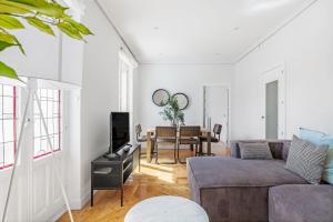 4 bedrooms 2 bathrooms furnished - Salamanca - refurbished - MintyStay