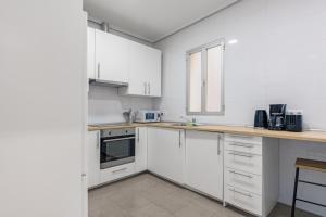 4 bedrooms 2 bathrooms furnished - Salamanca - refurbished - MintyStay