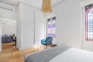 4 bedrooms 2 bathrooms furnished - Salamanca - refurbished - MintyStay