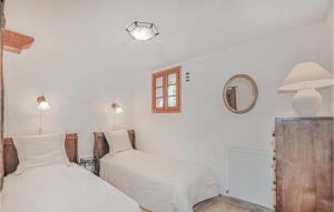 Maisons de vacances 3 Bedroom Cozy Home In Taulis : photos des chambres