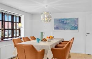 2 Bedroom Beautiful Home In Løkken