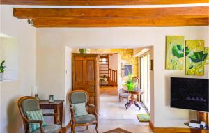 Maisons de vacances Cozy Home In La Cassagne : photos des chambres