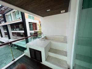 Luxurious 5 Bedroom Condo, private pool, in Patong with Seaview