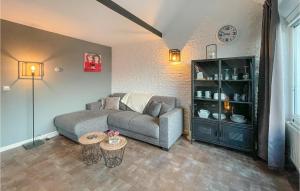 Stunning Apartment In Bruinisse