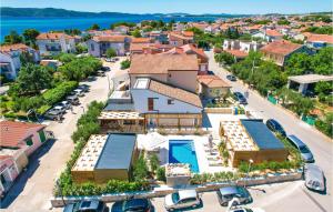 Lovely Home In Brodarica