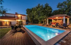 Cozy Home In Kapelica With Wifi - Krapan